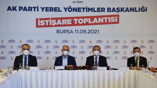 “İstanbul ve Ankara belediyeleri algı ile yönetiliyor”