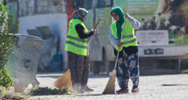 “Karacabey Belediyesi köyleri temizlemiyor” iddiası!