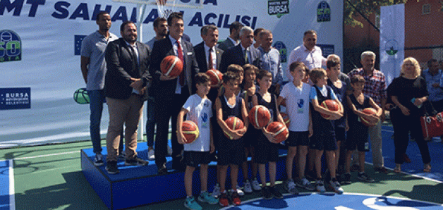 Bursa’ya 50 basketbol sahası