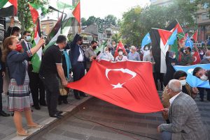 Bursa'dan-İsrail'e-adeta-öfke-yağdı-3