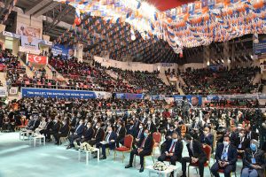 AK-Parti’den-salgına-rağmen-coşkulu-kongre-2
