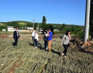 Karaca'dan-Karacabey’e-geçmiş-olsun-ziyareti-2