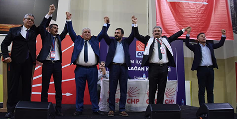 CHP’nin-ilçe-kongreleri-sürüyor-2
