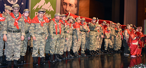 Engelli-gençlere-asker-kınası-2