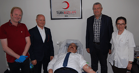 Türk-Kızılay’ımız-dünyaya-örnek-oluyor-2